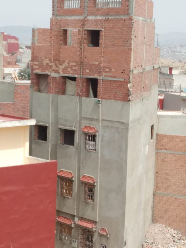 هل يقطع تصميم تهيئة مقاطعة بني مكادة الطريق على “سماسرة العشوائي” ومنتهزي الفرص الثمينة؟