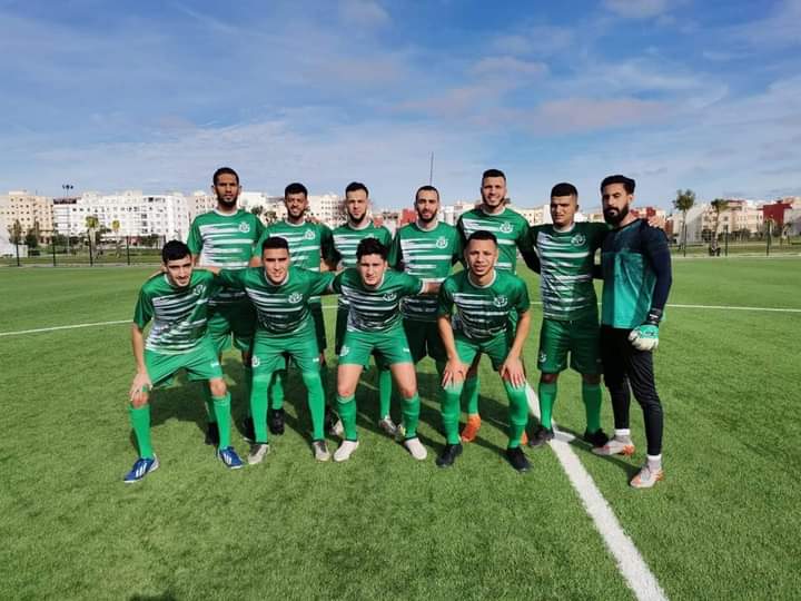 نهضة طنجة تستعد لتنظيم ندوة صحفية للكشف عن خروقات ملاعب القرب