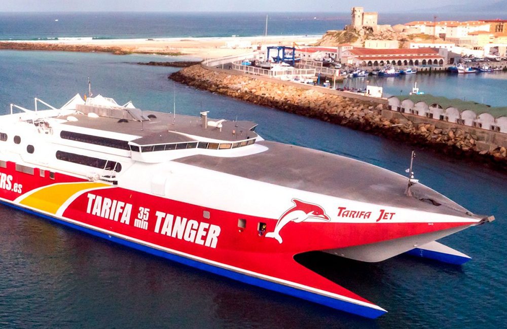 النقل البحري طنجة-طريفة.. فوضى في الأسعار وعدم احترام لدفتر التحملات والوزارة “تتفرج”