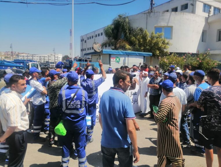 عمال شركة “ميكومار” يحتجون ويطالبون بحوار جاد ومسؤول