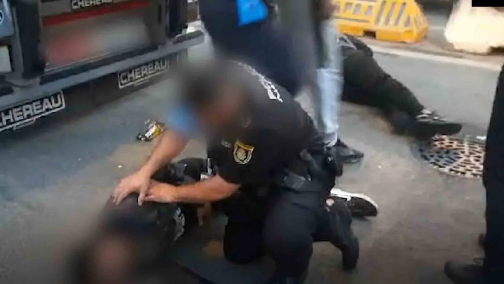 الجزيرة الخضراء.. إنقاذ 3 مهاجرين سريين من الموت داخل مبرّد شاحنة قادمة من طنجة