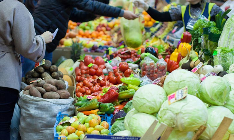 جهة طنجة.. أسعار الخضر تنخفض بـ6,6% والفواكه بـ2,6