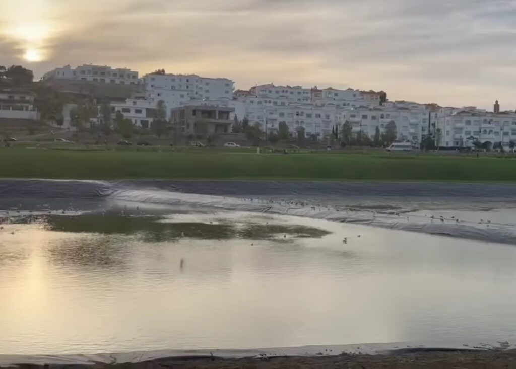 مشروع بحيرة الرهراه يتواصل وينسلّ من بين أصابع أباطرة العقار