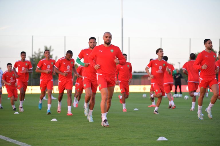 موعد توجه الأسود لمدينة وجدة استعدادا لملاقاة افريقيا الوسطى