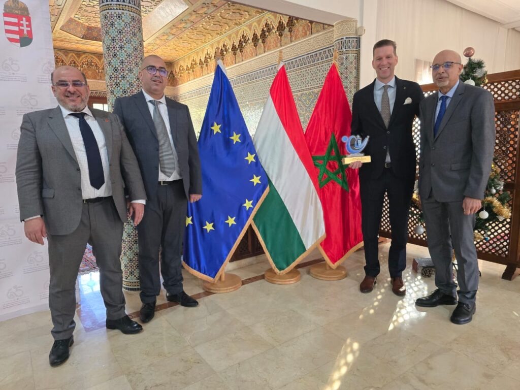 السفير الهنغاري يستقبل مؤسسة طنجة الكبرى لبحث شراكة استراتيجية وتعزيز التعاون الثقافي
