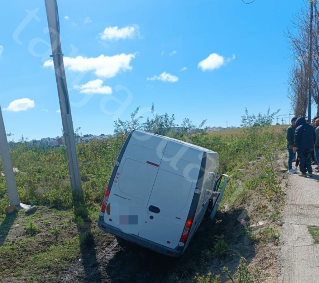 حادث مميت بالطريق الدائري المؤدي إلى مطار طنجة يودي بحياة ثلاثيني ويخلّف إصابتين