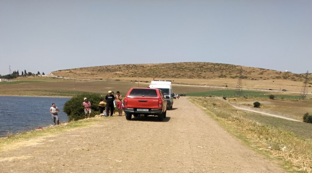 مأساة في ضواحي طنجة.. غرق شاب عشريني ببحيرة سيدي احساين