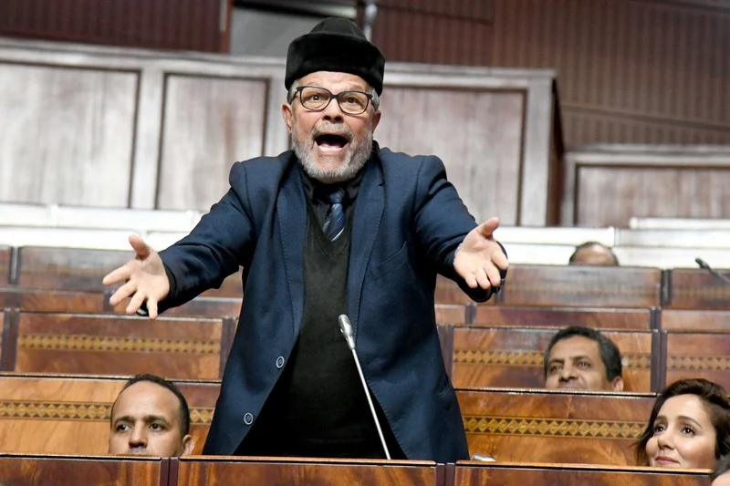 النيابة طالبت بأقصى العقوبات والمحكمة حكمت بالبراءة.. السيمو ينجو من الإدانة في ملف ثقيل