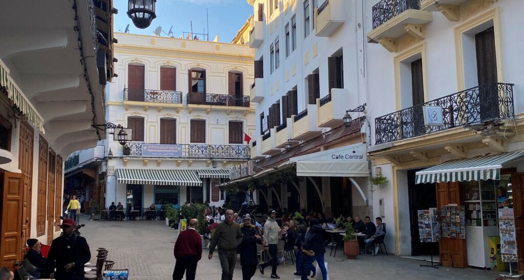 بكلفة تفوق 42 مليون درهم.. “طنجة موبيليتي” تعلن عن مشروع لإعادة تهيئة أزقة وساحات طنجة العتيقة