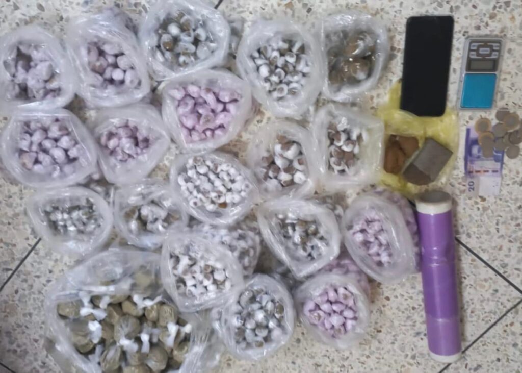 حجز أزيد من 4 كيلوغرامات من المخدرات في عملية أمنية ناجحة بطنجة