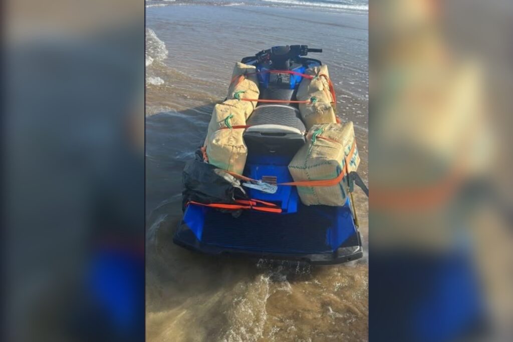 اعتراض “جيت سكي” محمّل بالحشيش بسواحل طنجة