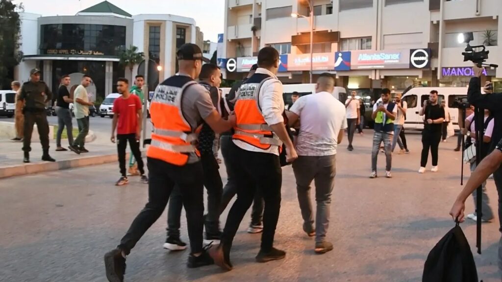 إدانة نقابية لمضايقات قوات عمومية لصحفيين خلال تغطية احتجاجات “جيل Z”
