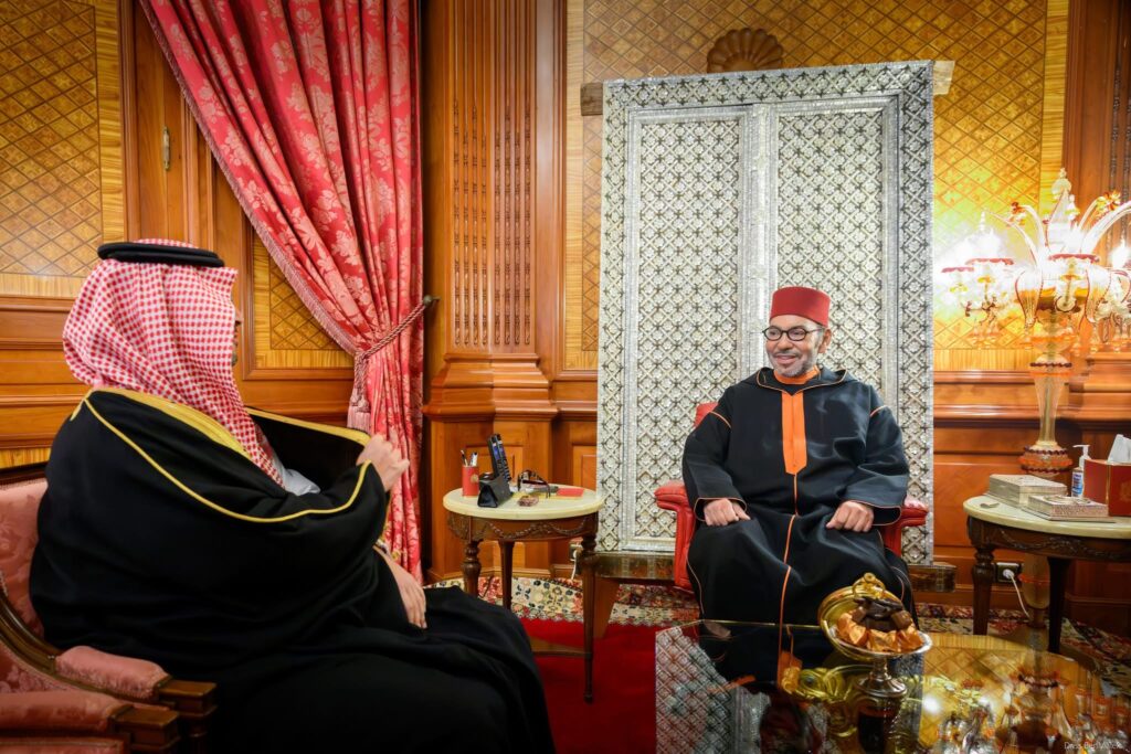الملك محمد السادس يستقبل مبعوث القصر الملكي السعودي