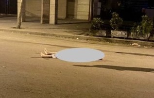 بعد ساعات من الفرار.. أمن طنجة يوقف سائق سيارة عمال دهس مسنّا متوجها إلى المسجد