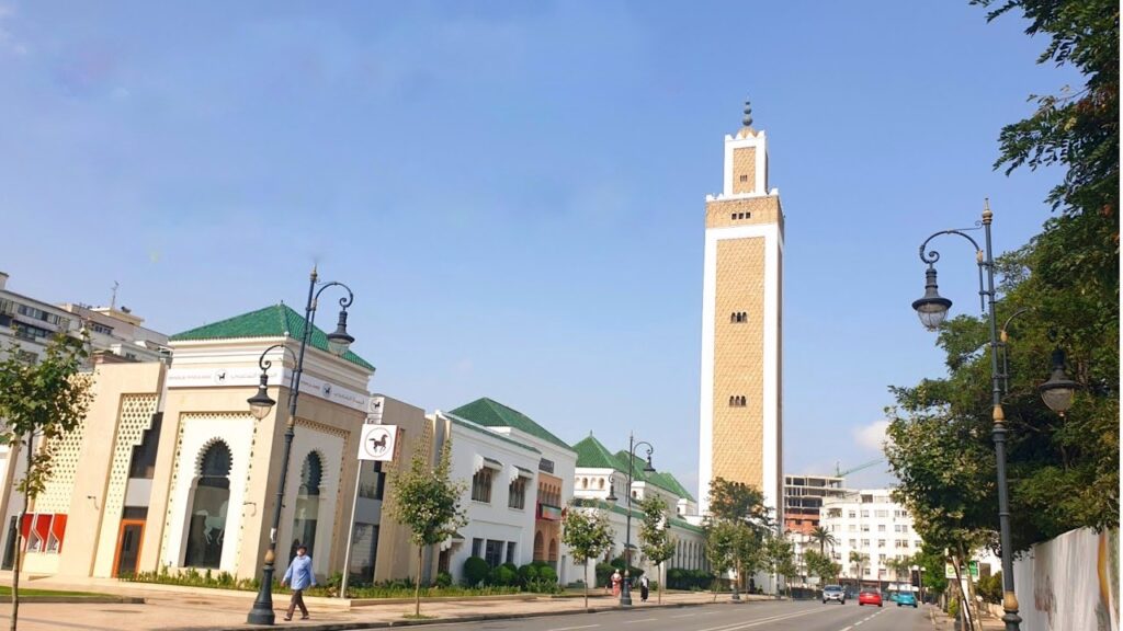توقعات طقس الجمعة بطنجة