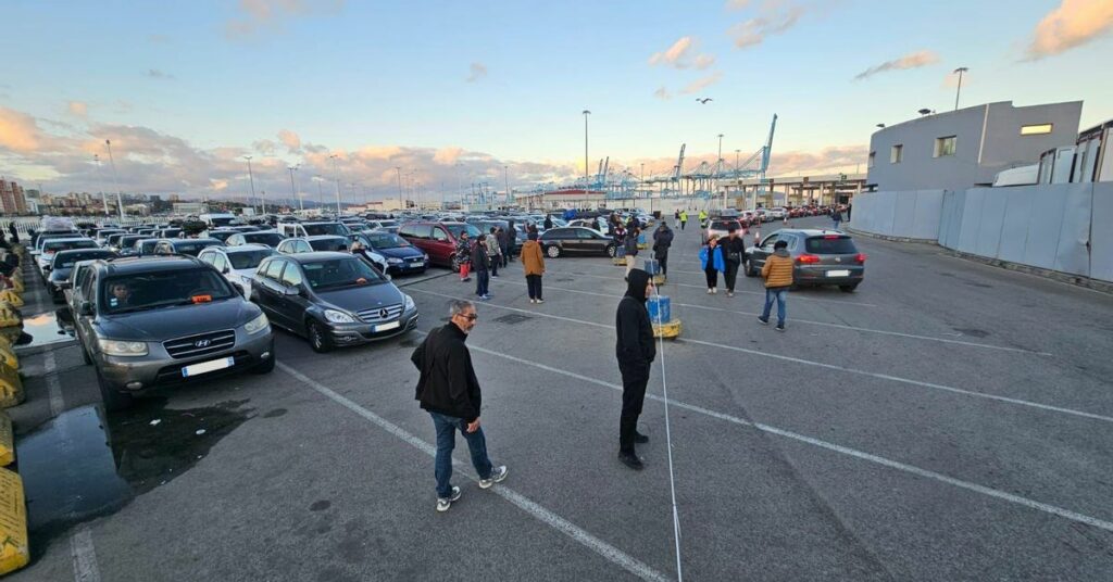 ميناء الجزيرة الخضراء يُفعل “مرحبا” نحو طنجة وسبتة مع انطلاق “كان” المغرب وعطلة رأس السنة