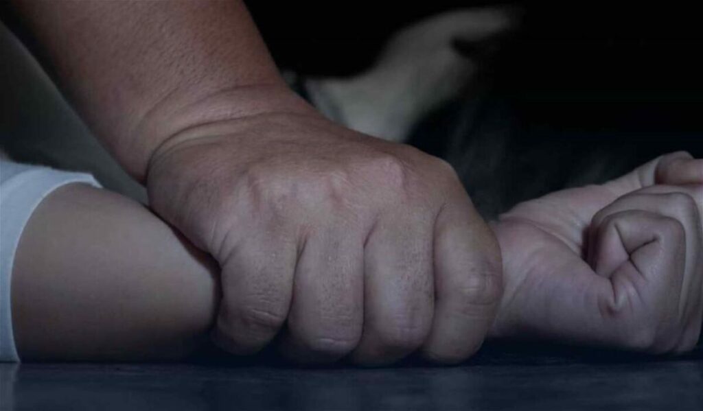 أحكام بـ 90 سنة سجنا نافذا في قضية اغتصاب طفل جماعيا بموسم شعبي