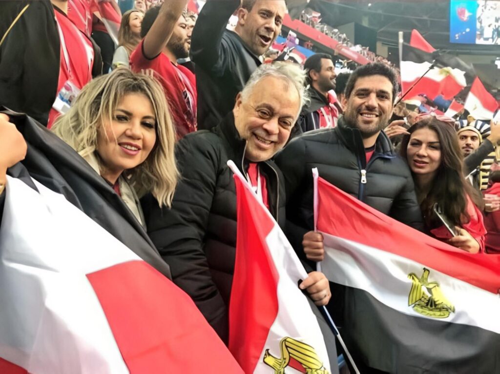 هل سيجتمع نجوم الغناء والتمثيل المصريون في طنجة لتشجيع منتخب مصر؟
