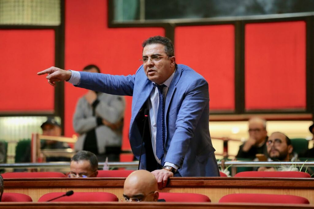 الاستقلال يجدد ثقته في الحمامي.. هل انتصرت الحسابات الانتخابية على خيار التجديد